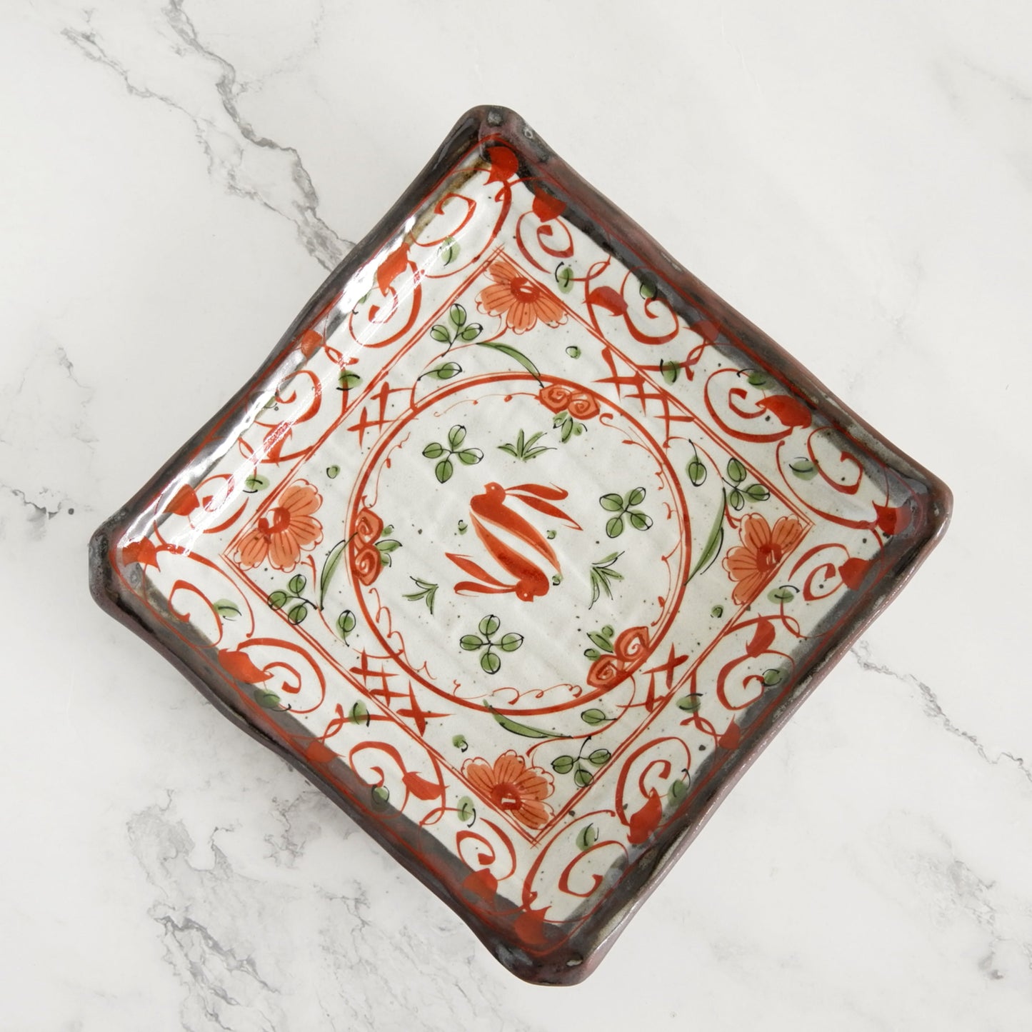 Akae Rabbit Square Plate